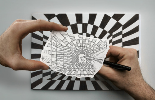 tccarson8439: unknowngenre: Pencil vs. Camera by Ben Heine Illshitz!