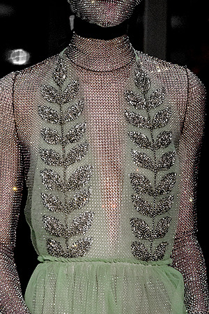 myfavoritefashionthings:  Gucci Fall 2017