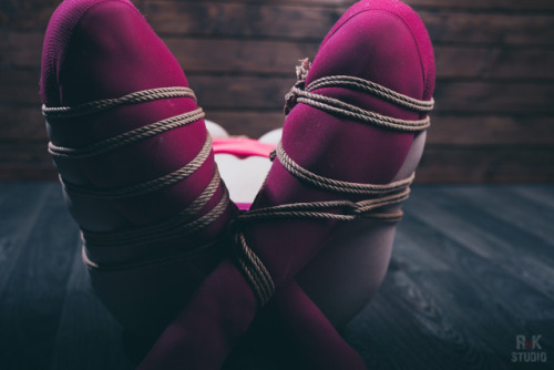 tied-yuno:  Just evening with ropes- new photo set for my patrons=)Watch all photos | Watch all gifs  | Watch all weekly videos | Support more projects Bondage and photo @tied-yunoModel @artbyrinviRnK Studio: patreon.com/yuno