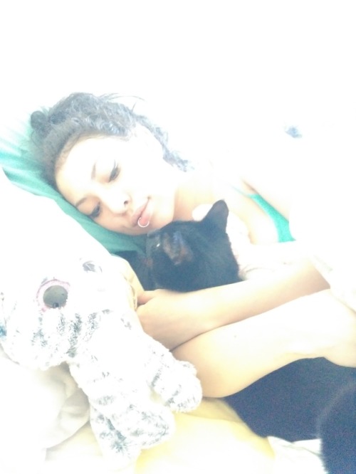 baddad503: Daddys favorite way to come home. To his pretty kitty and precious Kitten