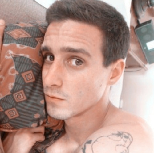 Oi, Pode Fazer Icons Do James Ransone Por Favor? Obg