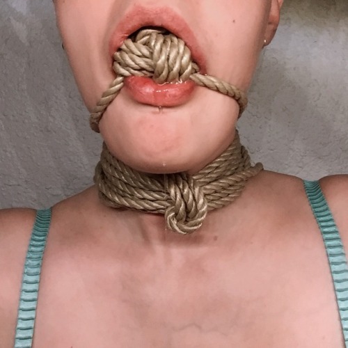 nymphetteee:  Homemade monkey fist gag and collar. Inspire by the lovely @naked-yogi  beautiful