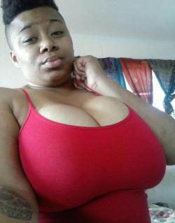 sluttybbw:  Damn those are nice