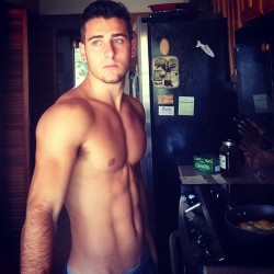 jockzone:  iOS ://bit.ly/17sSrDHAndroid http://bit.ly/1cAsqZi