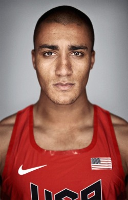 beautiful-men-international:  Ashton Eaton Sexy biracial track star representing team usa in action with very visible bulge - beautiful-men-international 