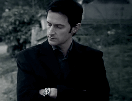 kryptaria:After the fall, John finds support, and moves on.ROANEwords. i have none.