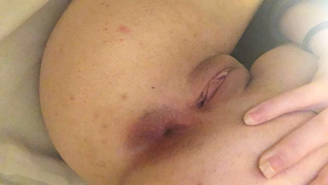 xdaddyslilwhorex:  Desperately need these filled😫