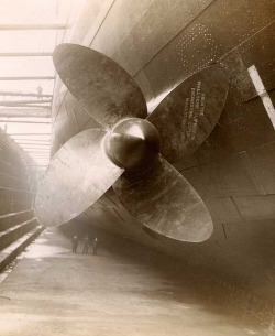 fabforgottennobility:  Mauretania - Propeller