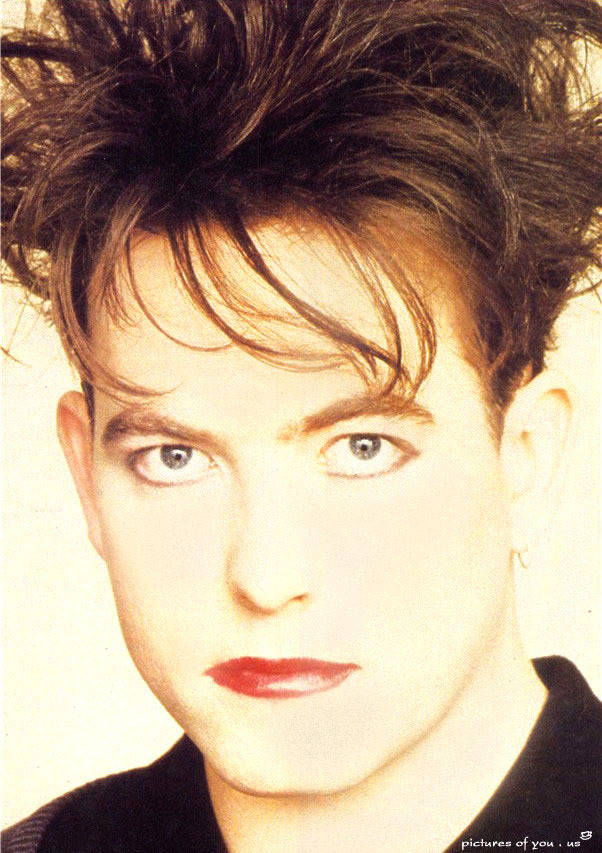 thecuremania:  enyaocean:  [picture taken from picturesofyou.us, retouched by me]
