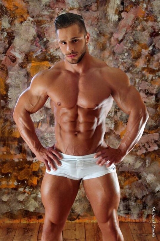 Rippling Defined Muscle!