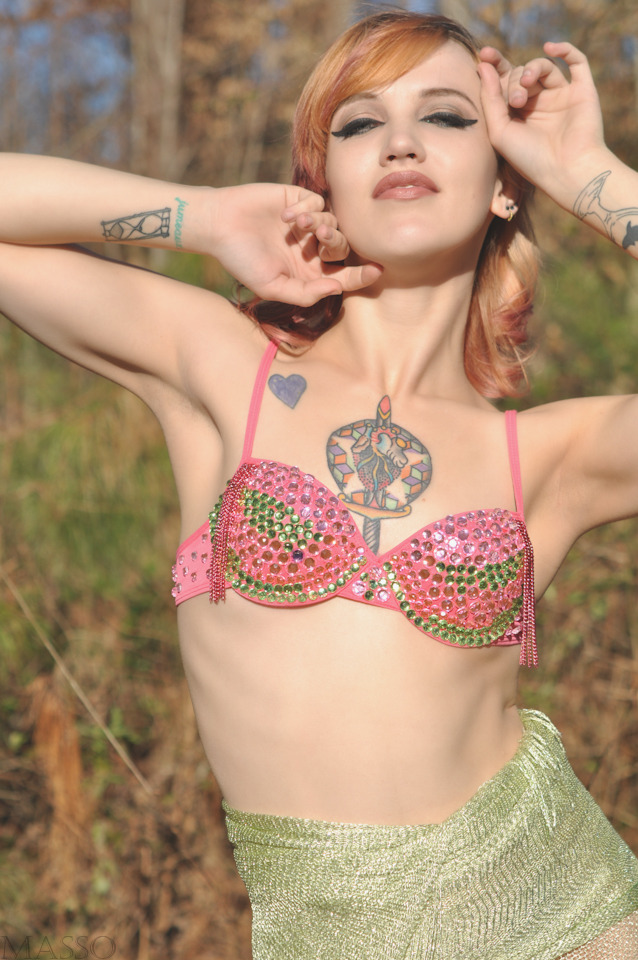 shessobootyful:  A Shimmery Spring-Tease now live on zivity featuring pandoravonkit!!!!