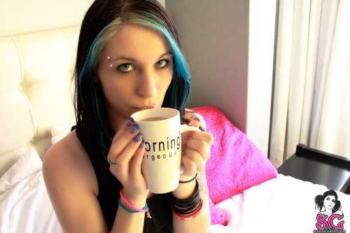 suicidegirls-southafrica:  LuFae Suicide - Rise For more South African SuicideGirls Sponsored by past-her-eyes.tumblr.com 