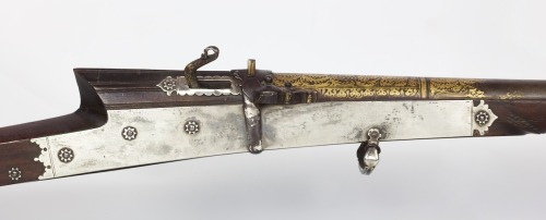 Gold inlaid matchlock Toradar musket, India, 18th century.from Mandarin Mansion Antique Arms and Arm