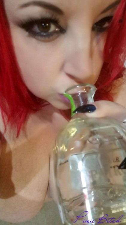 pixie-bitch75:  National Tequila Day… n'Titties! 💜kisses,pixie💜