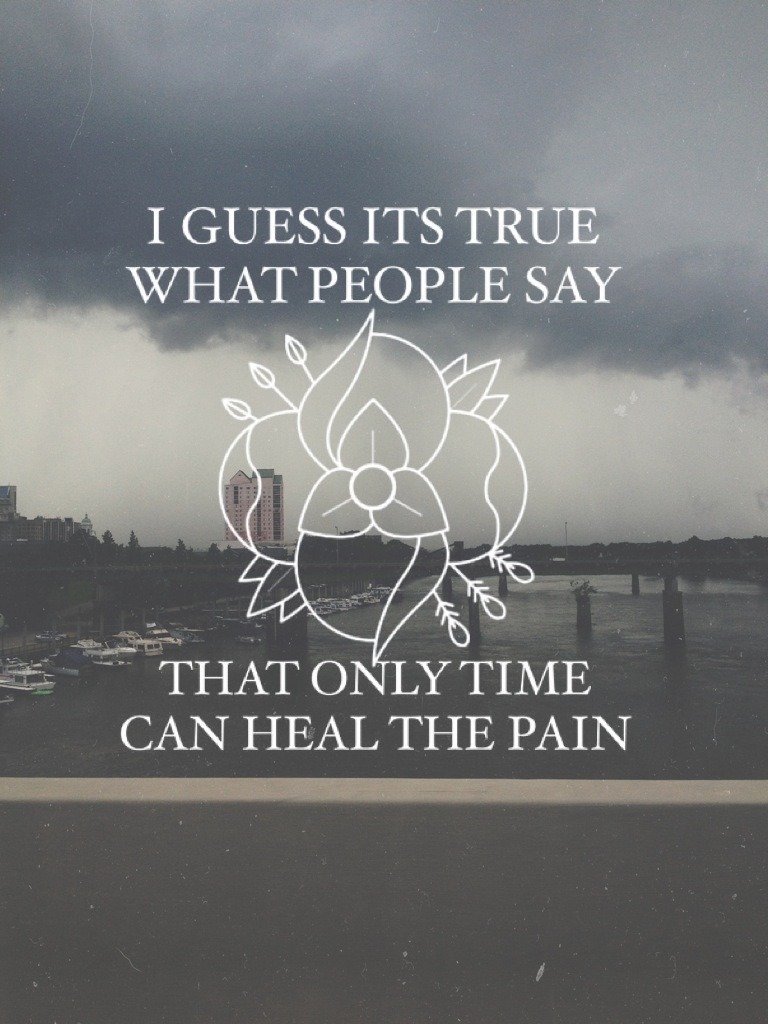 sinking-paramore:  hey guys I made an edit you should reblog it yeee. (not my overlay,
