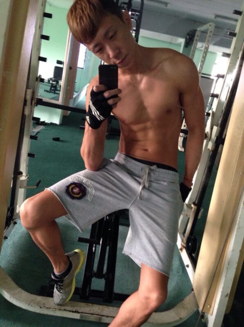 myroticsm: Hot Malaysian Chinese guy, Raymond