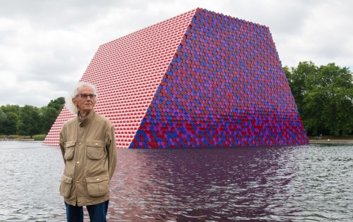 daily-contemporaryart:“Beauty, science and art will always triumph.” - Christo (1935-2020)