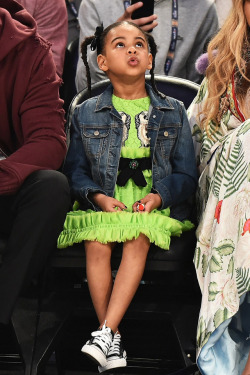 beyhive4ever:  Blue Ivy at the NBA All-Star