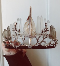sosuperawesome:  Crystal Crowns  Owisteria on Etsy  See our #Etsy or #Crowns tags  