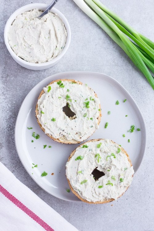 5 Minute Vegan Cream Cheese!