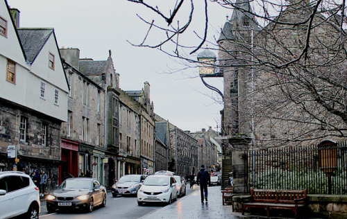 robertseanleonard:Streets of Edinburgh