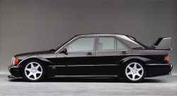 asthetiques:  MERCEDES - 190E EVOLUTION II.