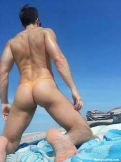 thong-jock:  Orange you glad it’s Friday?