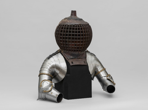 dancing-thru-clouds: systlin: rosslynpaladin: petermorwood: armthearmour: Elements of an armor fo