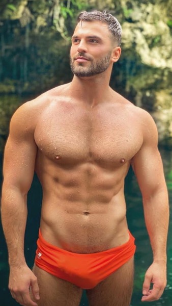 jhnwolf:hotguysforyou2128:johnwolf  