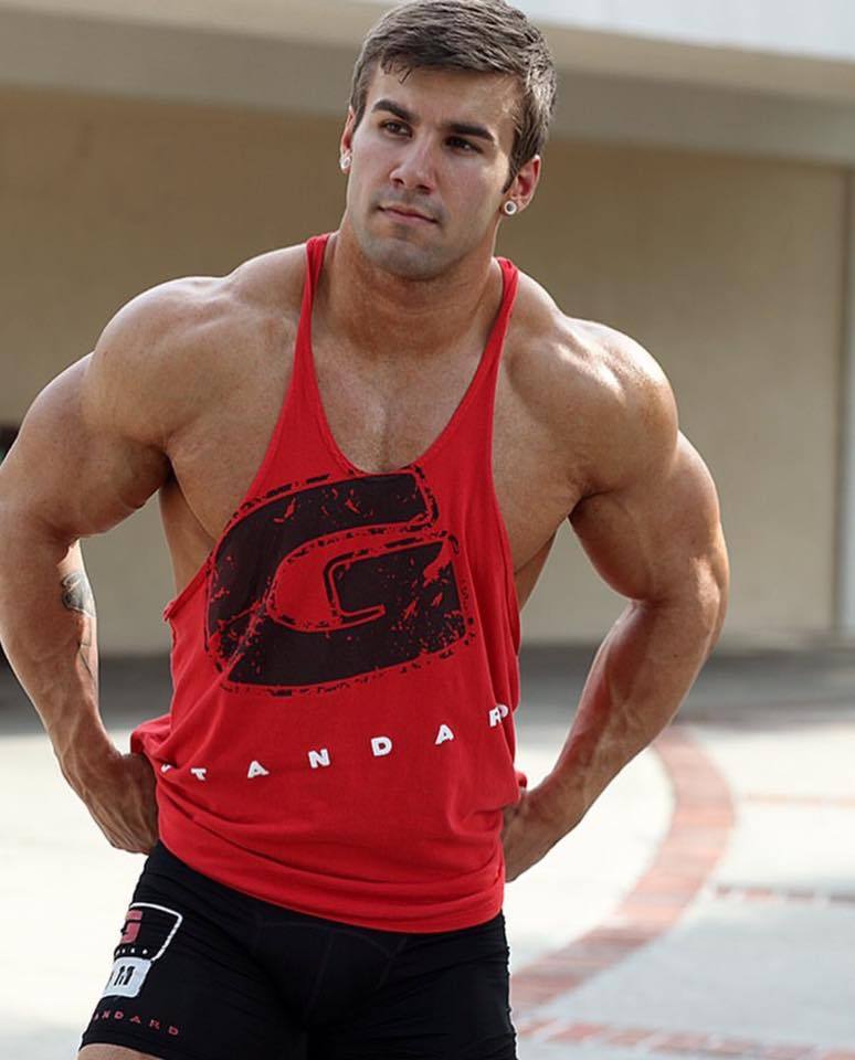 muscular guys, bodybuilders and my states of soul.