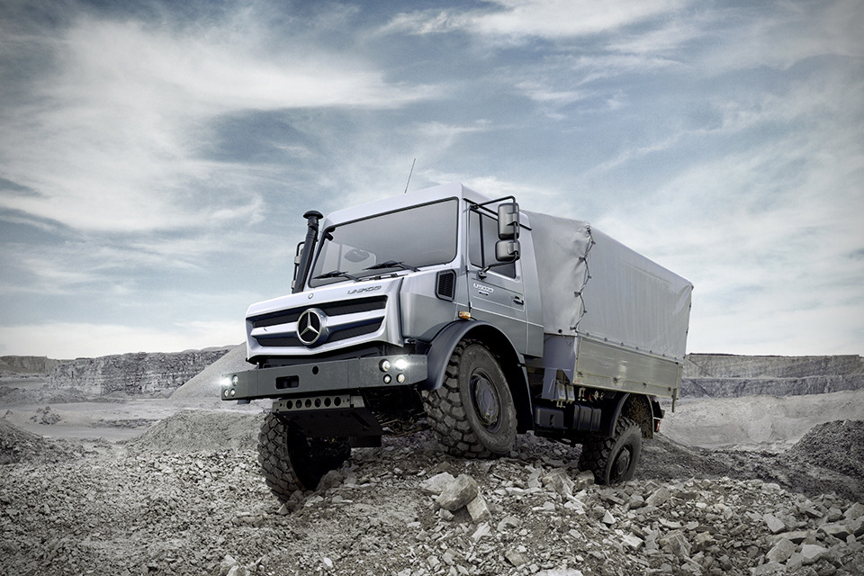 mikeshouts:  2014 Mercedes-Benz Unimog -  easily the best truck i have ever seen.