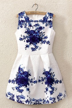 overdid:  Chinese Style Blue-and-white Dress from