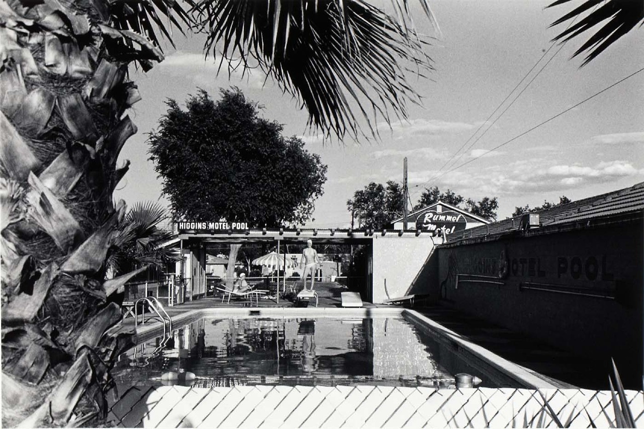 jonasgrossmann:  douglas sandhage… higgins motel, las vegas, nevada, 1975 @ americanart