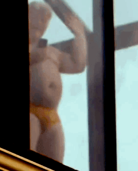 suruatgip: Dan Dotson in speedoFrom an episode of Storage Wars (do not know which one)