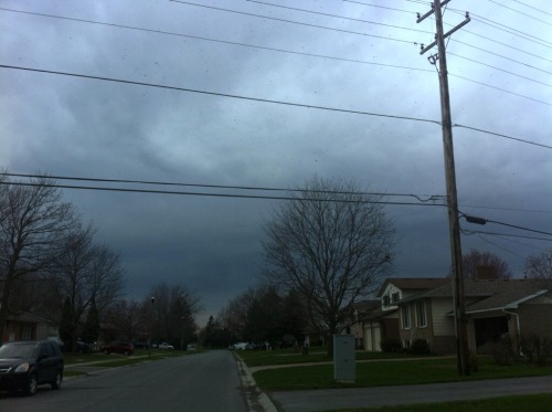 ivoryunknown: There’s something quite calming about storms approaching.