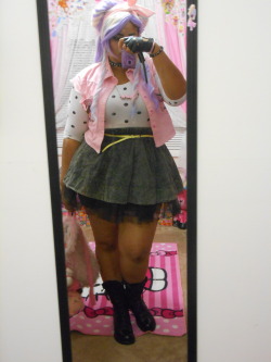 Kitsunefantasy:  I Was A Cute Pastel Punk Babe Yesterday~ Went And Saw A Late Movie