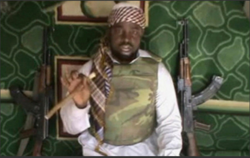 #BOKO_HARAM. Battus au #Cameroun, accculés au #Nigéria, les terroristes s'en prenent au #Niger
Les temps sont de plus en plus durs pour Boko Haram. Son chef, l'affreux Abubakar Shekau, a arrêté de se pavaner en plein air, lorsqu'il fait ses vidéos.