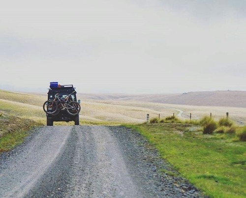 landroverphotoalbum:“The rolling ranges of Central Otago are an amazing part of the country” By @whi