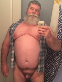 bigbearrider:  cwboytop:  morn’n boys -cwboytop  cowboy,rednecks, truckers, boots, cigars, men! http://cwboytop.tumblr.com  I’m not a bottom but I’ll let this guy top me 