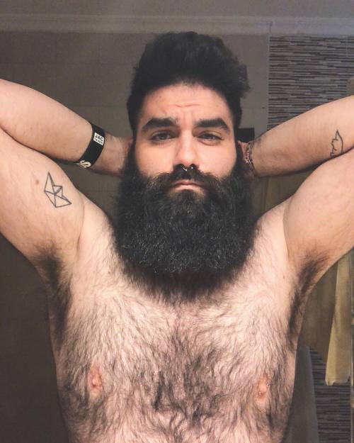 https://64.media.tumblr.com/1cd1b47a23c44dcee5079b5f410a4d73/a1bbfeca33eaf032-fa/s500x750/340b5d2bf5c3620494e1e68a6a01527f2e77db95.jpg