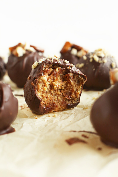 Peanut Butter Pretzel Truffles