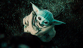 mighthavegiffed:The Mandalorian S01E08 / Baby Yoda