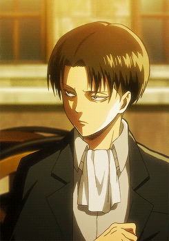 princessaryastark:  LeviWeek II Day 4: Fave Levi Moment↳ Levi being a fashionable