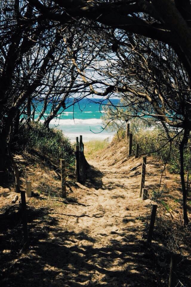 mbevstravels:  Walking to Lighthouse Beach, Ballina 