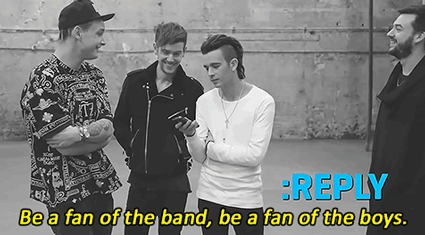 getaproperjobyoudicks:   // THE 1975 ASK:VEVO {X} //  