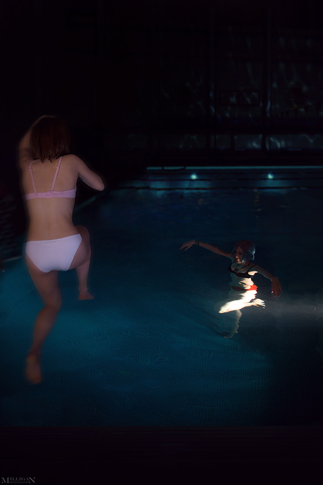   Life is Strange Why look, an otter in my water!  Torie as ChloeAnn as Maxphoto,