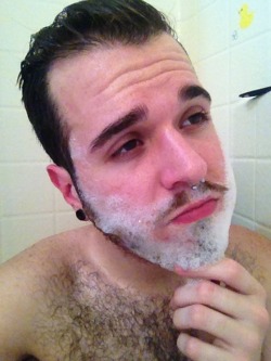 thepatronsaintofgays:Bubble Bath Beard.