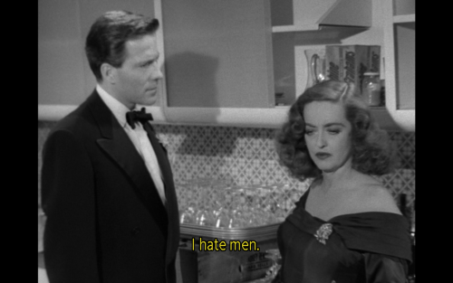 salesonfilm:  Bette Davis in All About Eve (Joseph L. Mankiewicz, 1950)