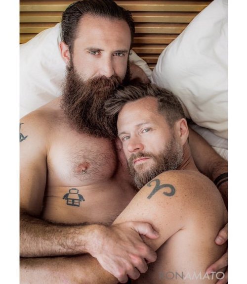 ronamato:  Sneak Peek! . @cjj82 and @dgjury in their London flat Saturday. Stay tuned. More to come! . . #ronamatophotography #fineartphotography #ronamato #malefigurephotography #menathome #sexybritishmen #sexymen #sexyukmen #gaycouple #gayswithbeards