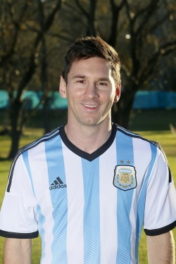 fucksiargentinant:  Lionel Andrés Messi